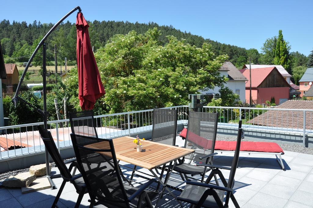 Cafe Landart Im Thueringer Finistere Apartman Plaue  Szoba fotó